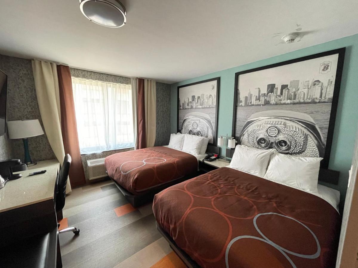 Готель Super 8 By Wyndham Brooklyn Williamsburg Нью-Йорк Екстер'єр фото